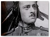 Po kovinės užduoties, grįždamas su pašautu lėktuvu į Vinčų aerodromą, kartu su šauliu vyr. seržantu Pavel Maksimovič Kvašnin žuvo gvardijos leitenantas Otar Konstantinovič Dženčeradzė.